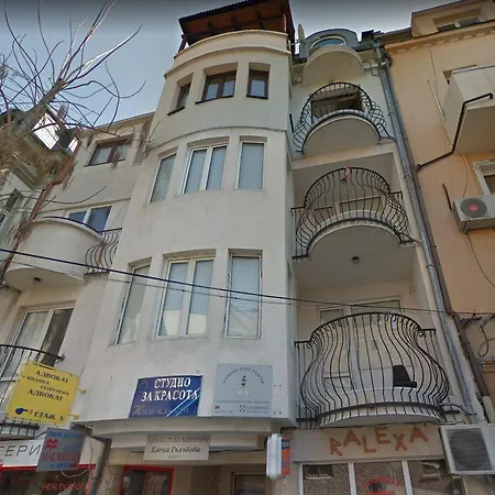 شقة The Art Quarter بلوفديف